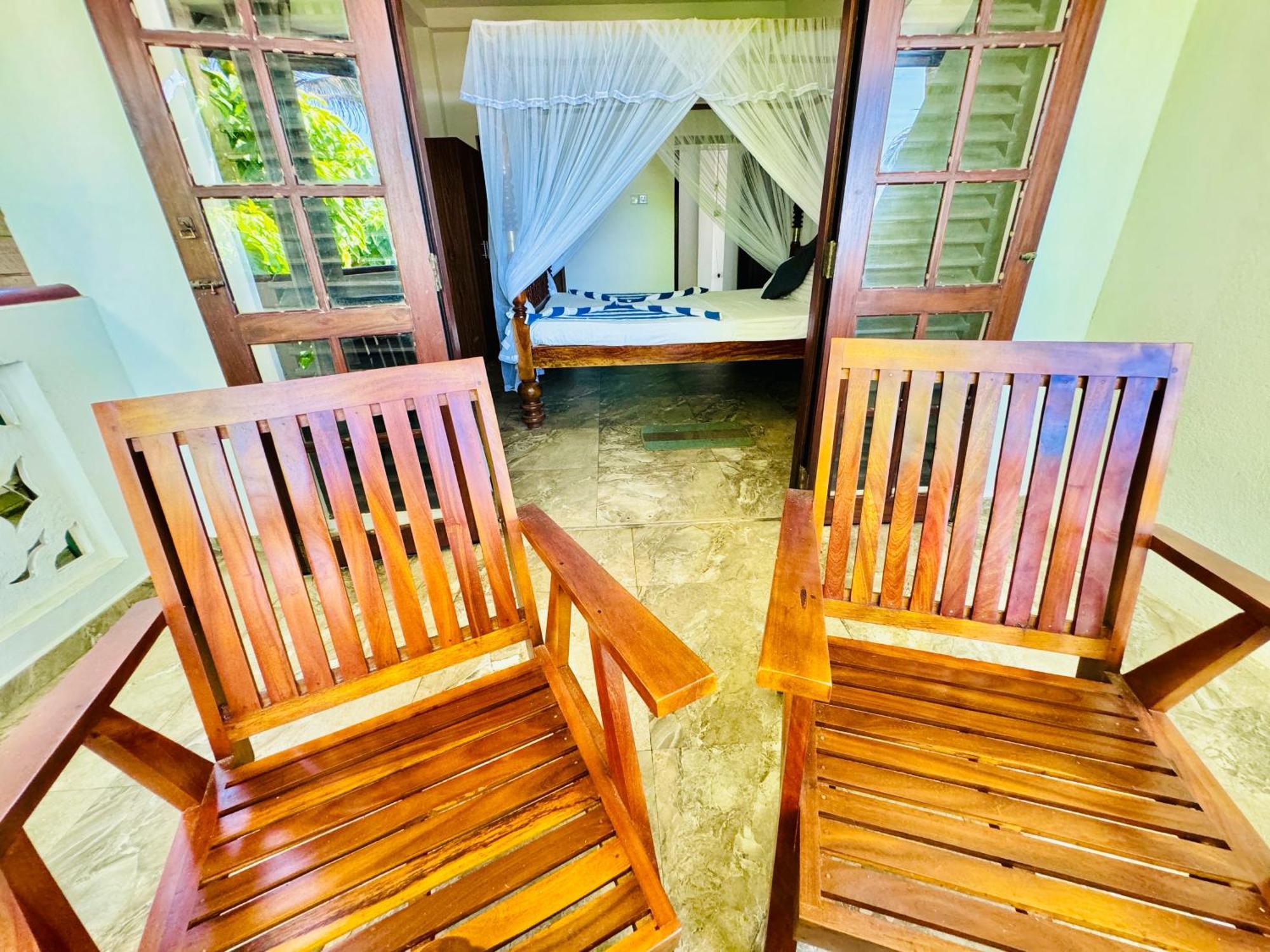 Il Nido Beach Home Galle Exterior photo